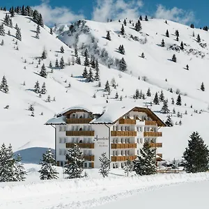  Hotel apartamentowy Sellaronda Włochy